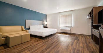 woodspring suites fort myers cape coral