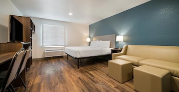 woodspring suites fort myers cape coral