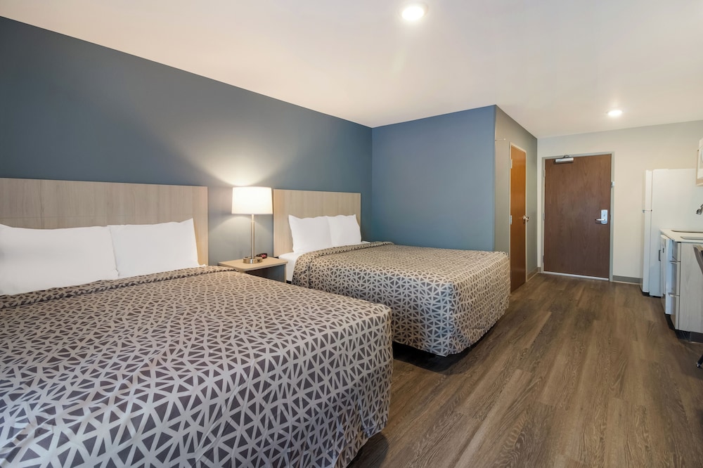 woodspring suites fort myers cape coral