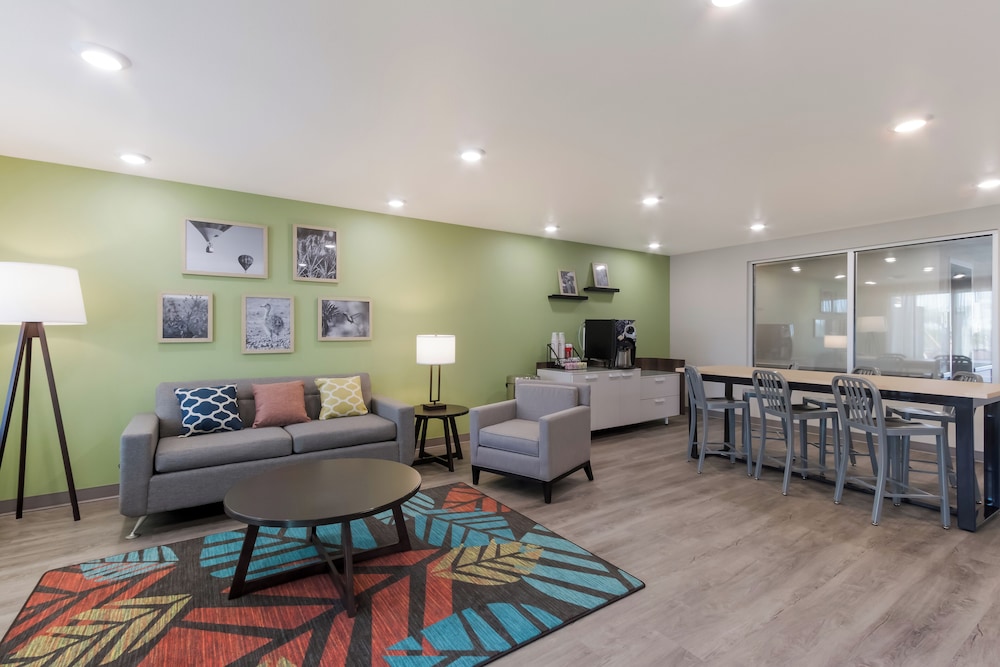woodspring suites gilbert mesa gateway airport