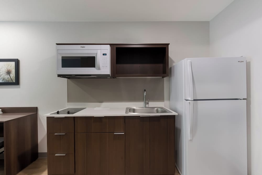 woodspring suites gilbert mesa gateway airport