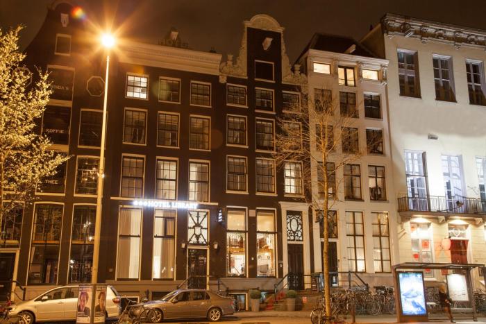 hotel library amsterdam