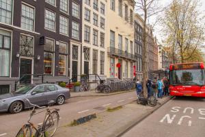 hotel library amsterdam