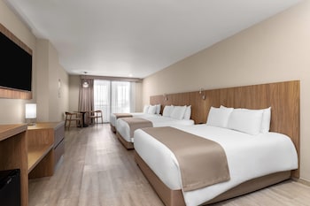 wyndham garden mazatlan marina