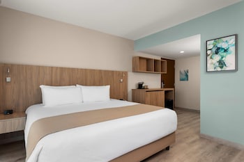 wyndham garden mazatlan marina