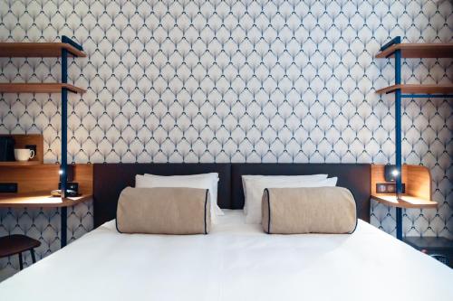 Hotel Bleu De Grenelle - Tour Eiffel,140-142 Boulevard De Grenelle,4 star