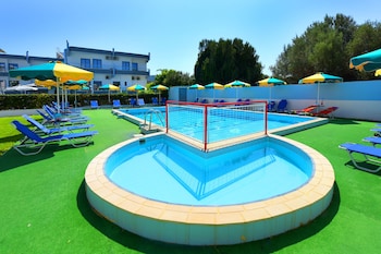 anixis hotel