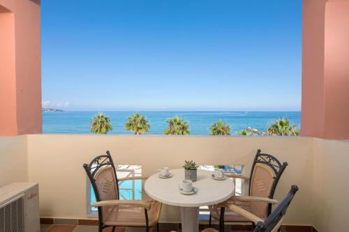 xenos kamara beach