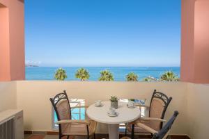 xenos kamara beach