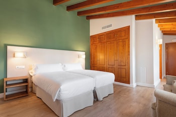 hotel can xim