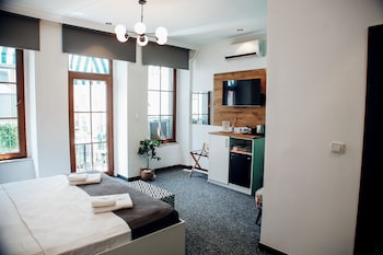 yamalya suites hotel
