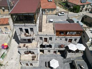 yaren stone house
