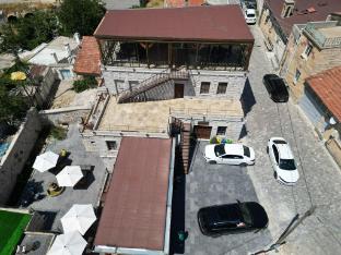 yaren stone house