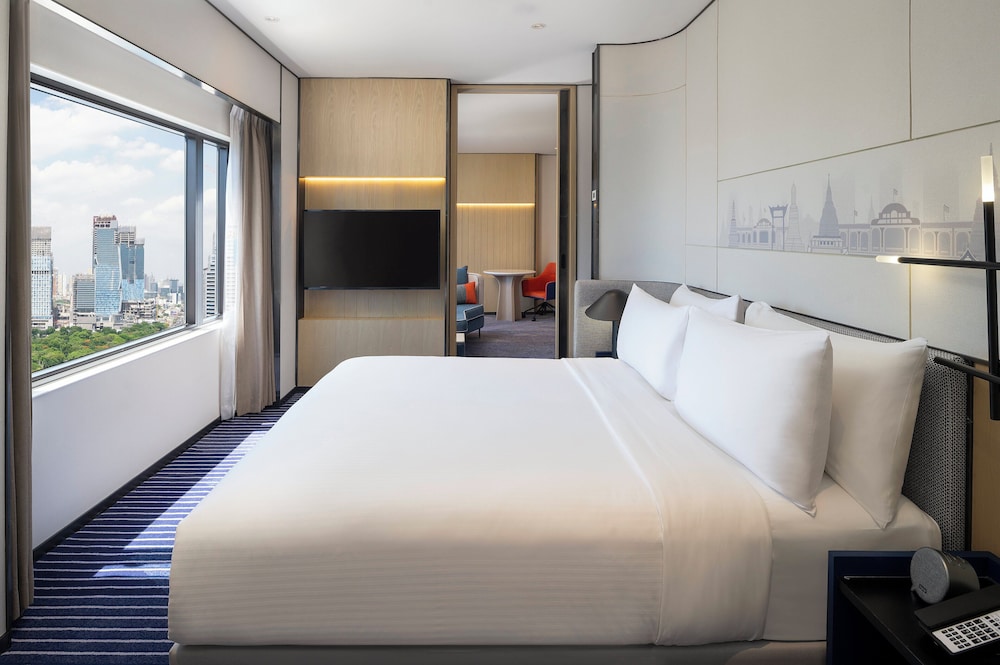 crowne plaza bangkok lumpini park by ihg