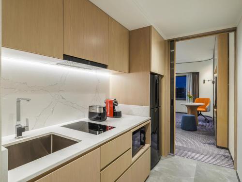 crowne plaza bangkok lumpini park by ihg