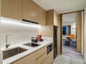 crowne plaza bangkok lumpini park by ihg
