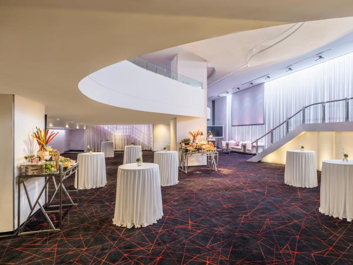 crowne plaza bangkok lumpini park by ihg