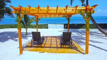 zanzibar beach house south