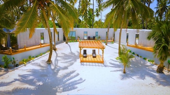 zanzibar beach house south