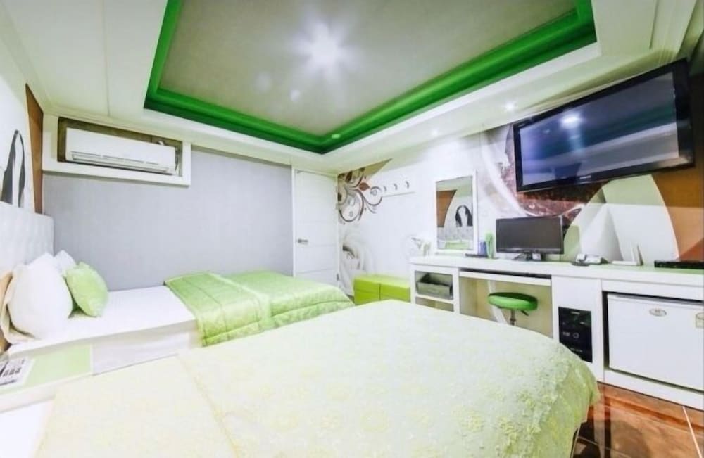 zara in bonggok dong changwon