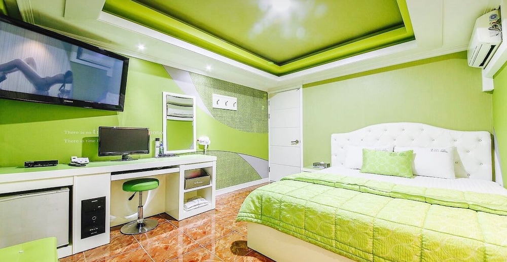 zara in bonggok dong changwon