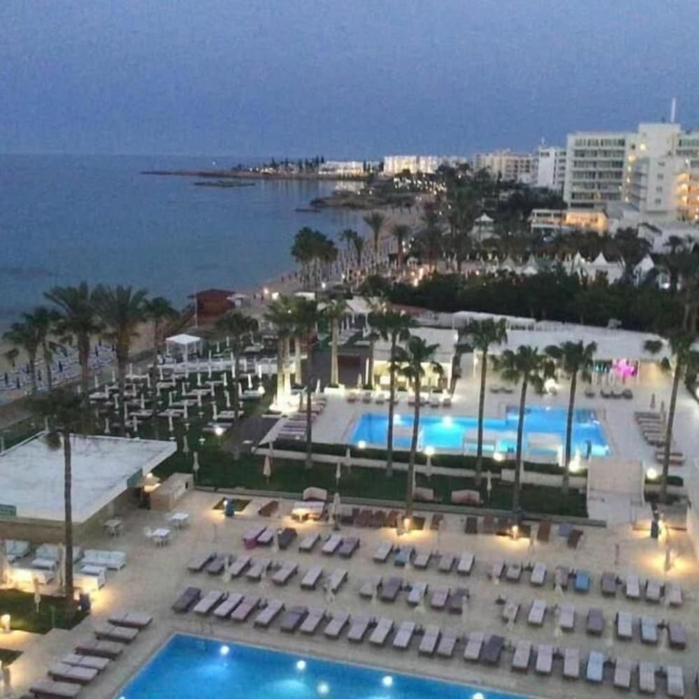 paralimni