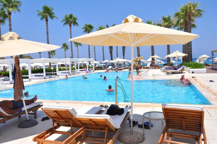 paralimni
