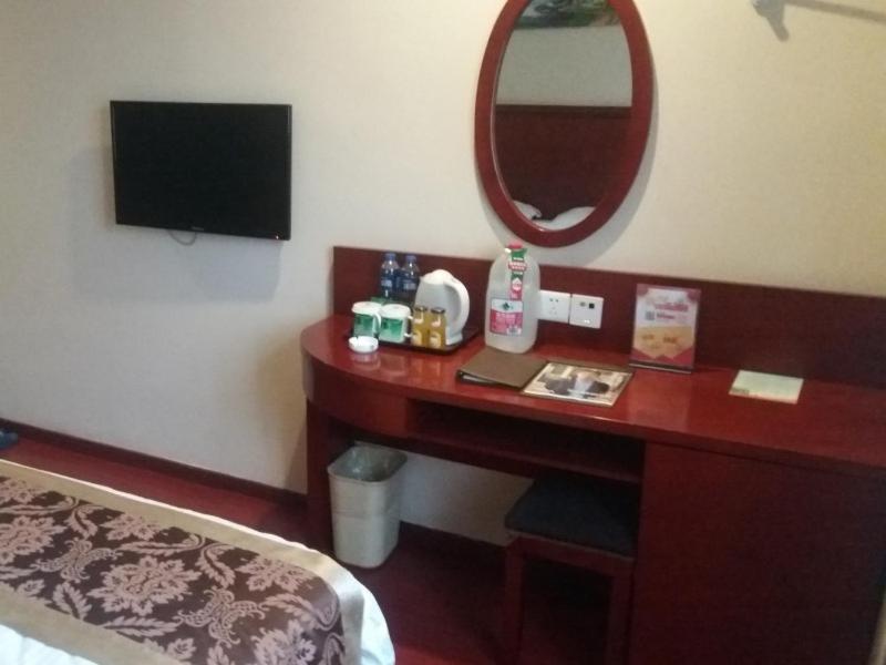 greentree inn anhui bozhou mengcheng zhuangzi road express hotel