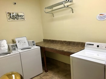 baymont inn and suites highland