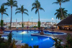 flamingo vallarta hotel and marina