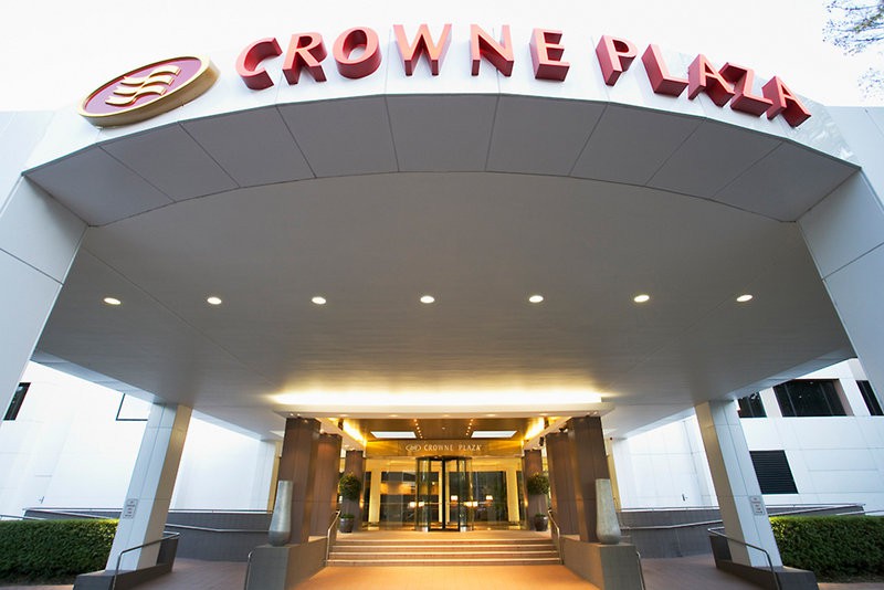 crowne plaza canberra by ihg
