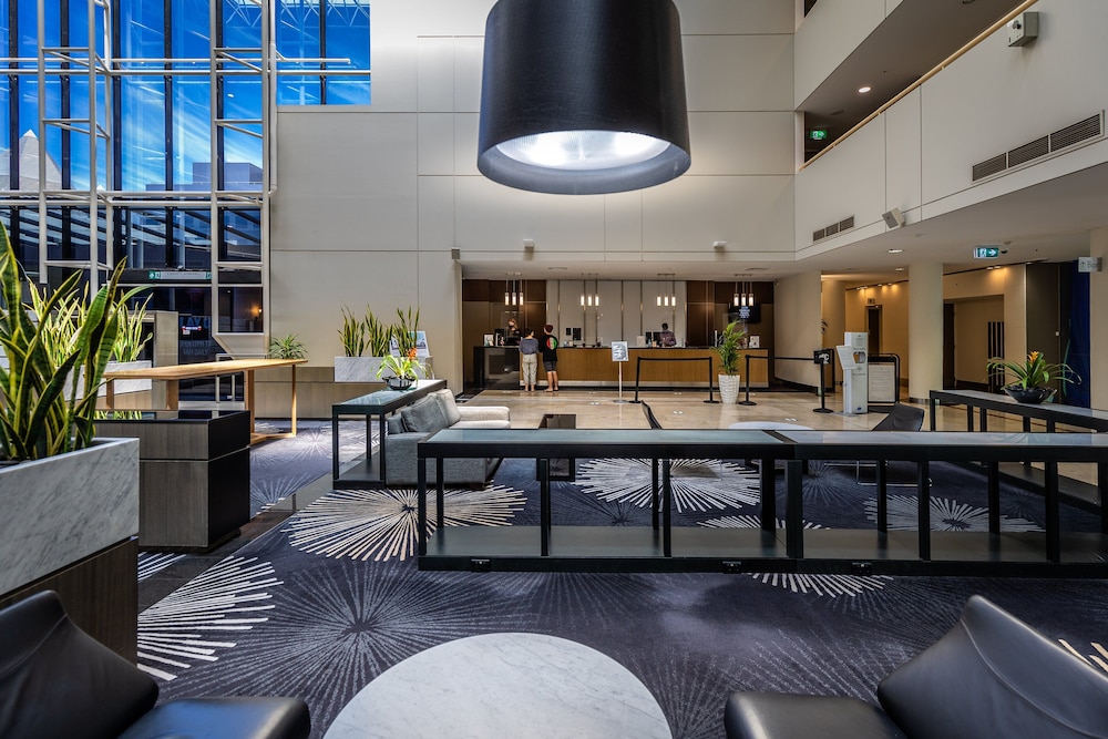 crowne plaza canberra by ihg