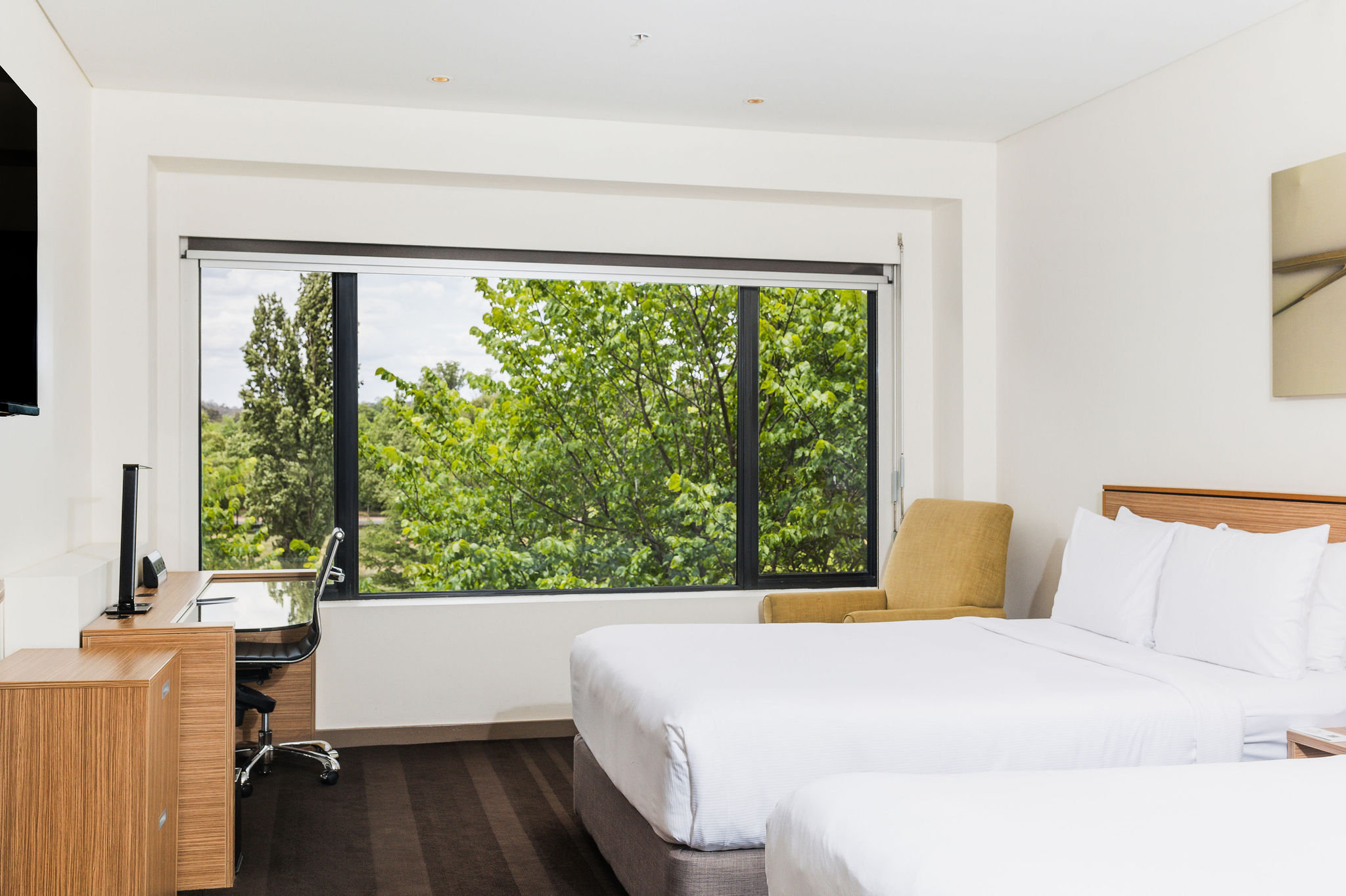 crowne plaza canberra by ihg