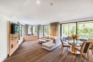 crowne plaza canberra by ihg