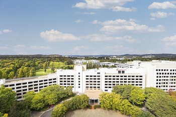 crowne plaza canberra by ihg