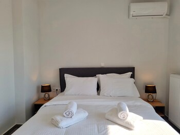 10 apartments and suites athens