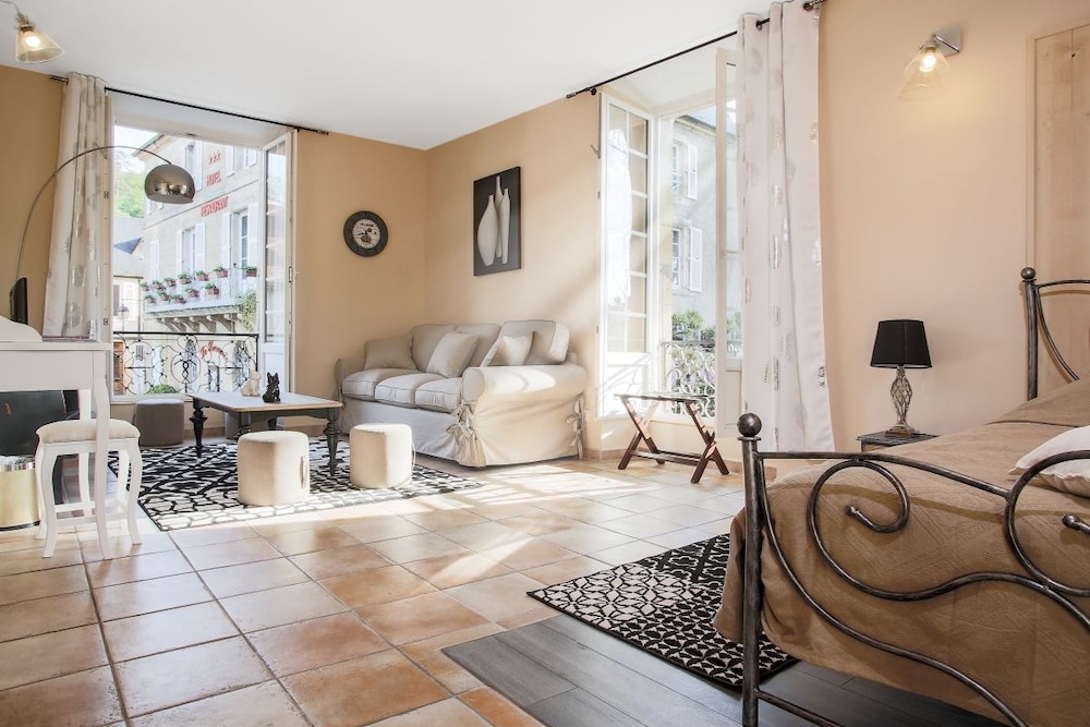 hostellerie la roseraie