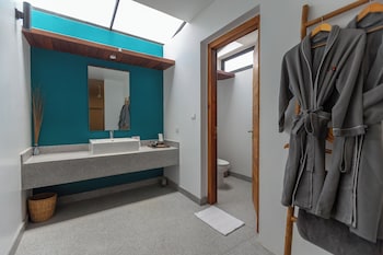 angkor tropical resort