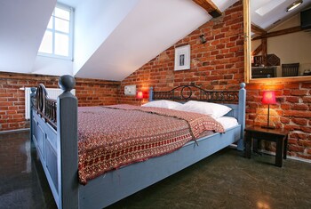 antique apartments plac szczepanski