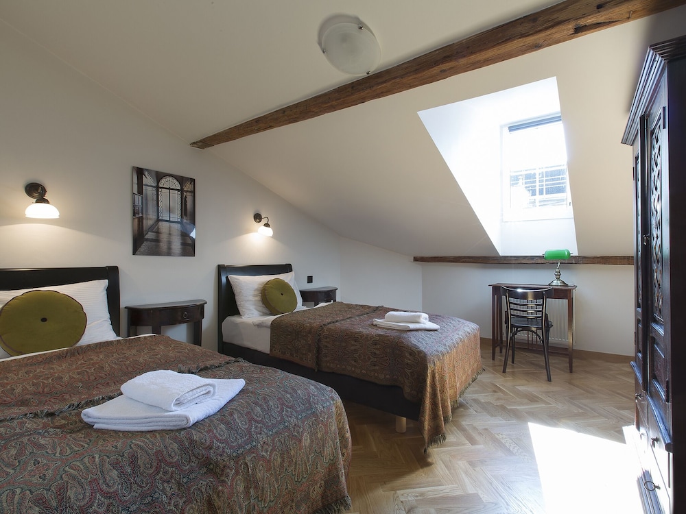 antique apartments plac szczepanski