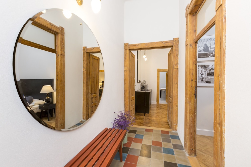 antique apartments plac szczepanski