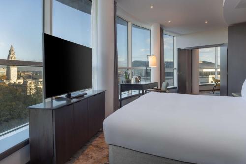 hilton cardiff