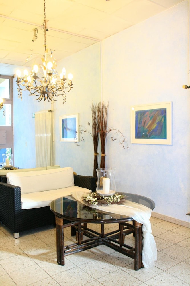 stadt hotel lorrach gbr