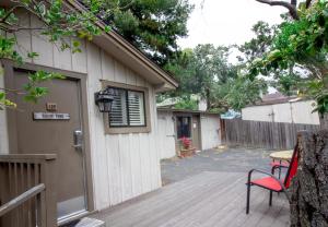 Carmel Resort Inn,Carmel Valley>>Carmel,2 star