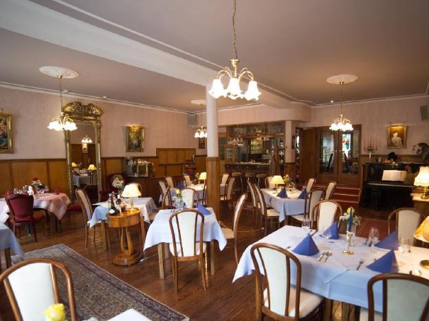 hotel zur post