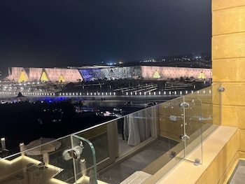 asia grand museum and pyramids view