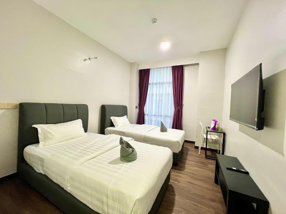 capital o 90985 margo hotel kk