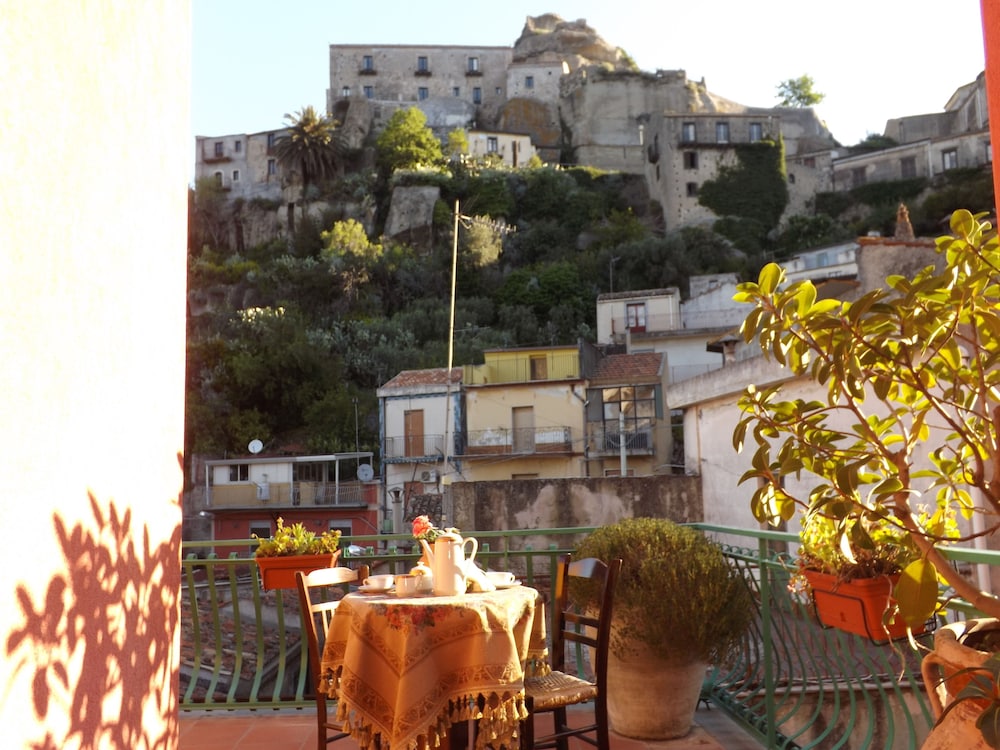 albergo diffuso borgo santa caterina quartiere ebraico