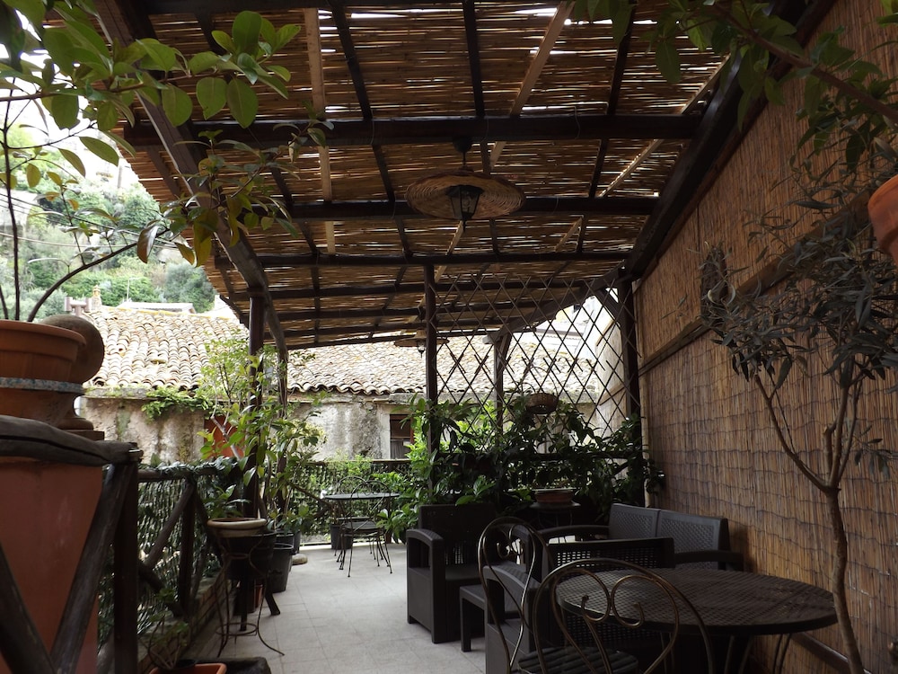 albergo diffuso borgo santa caterina quartiere ebraico