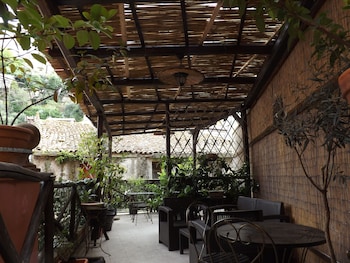 albergo diffuso borgo santa caterina quartiere ebraico